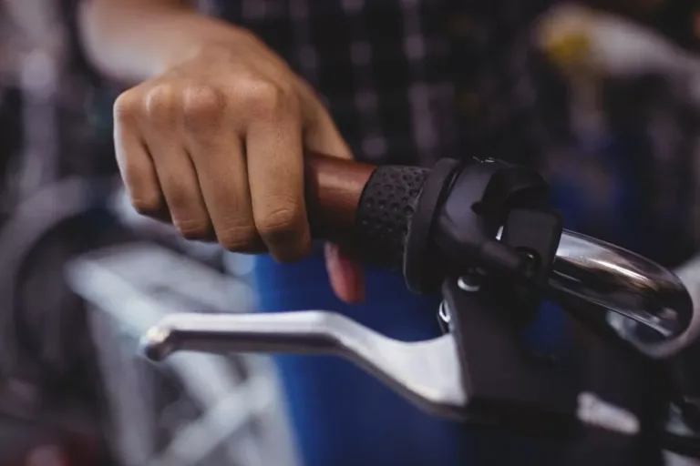 Penting, Ini Cara Memeriksa Kualitas Rem Agar Tetap Pakem, Jangan Disepelekan PENTING! Ini Sederet Penyebab Utama Rem Motor Blong, Wajib Dipantau