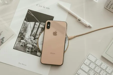 Bye-Bye Powerbank Ini Tips dan Trik Bikin Baterai Hp iPhone jadi Lebih Awet smartphone-iphone